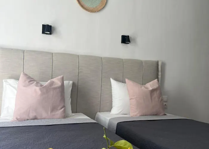 Australia * Skiathos